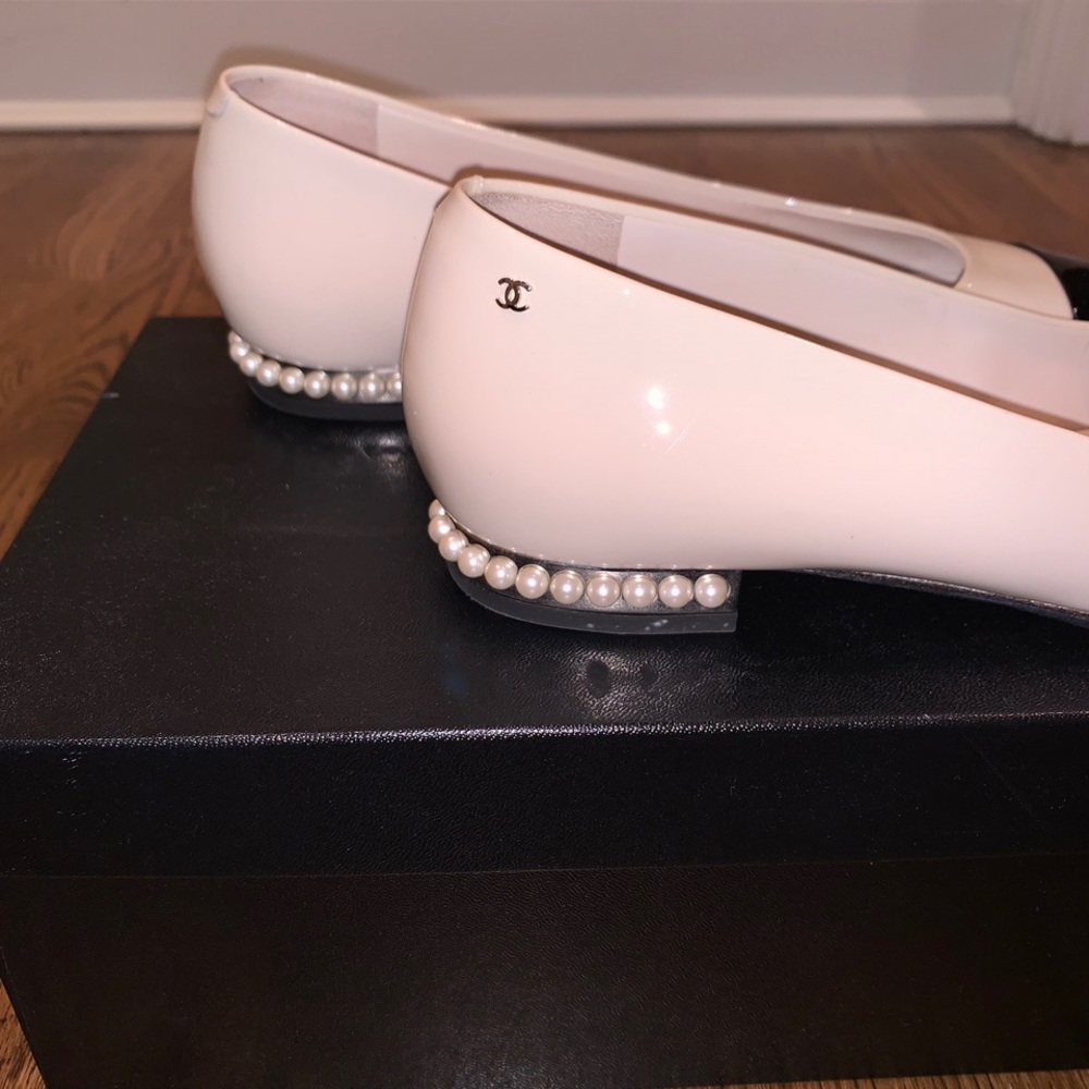 Classic Chanel Flats w/ Pearls